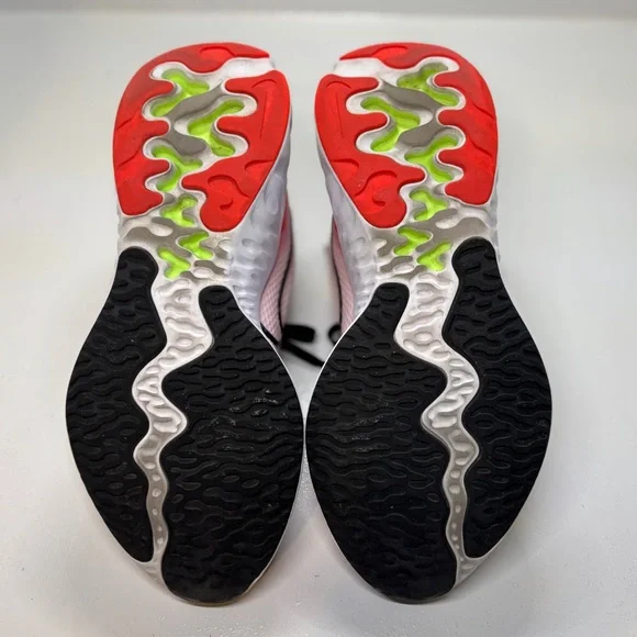 Nike Renew Run in the 'Pink Foam' women’s size 10 - Picture 7 of 11